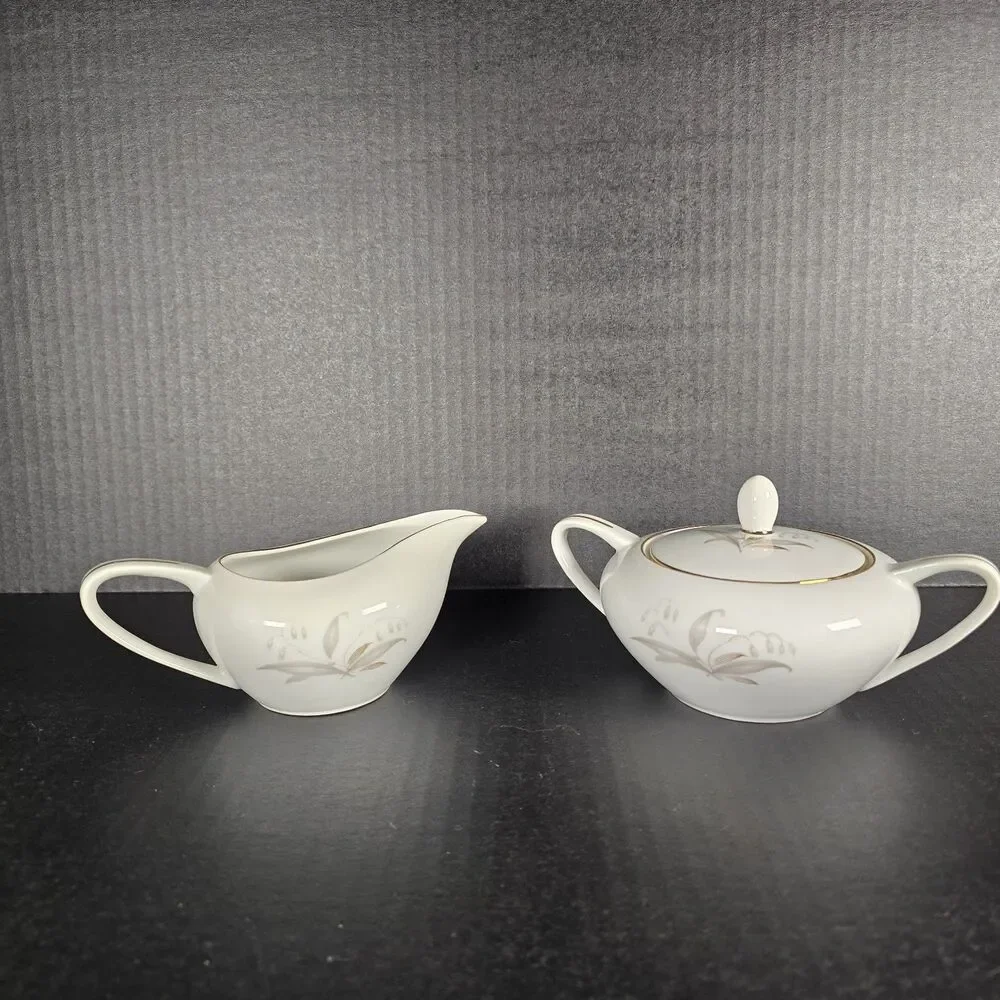 Kaysons Fine China Japan Golden Rhapsody 1961 Cream and Lidded Sugar Bowl MCM